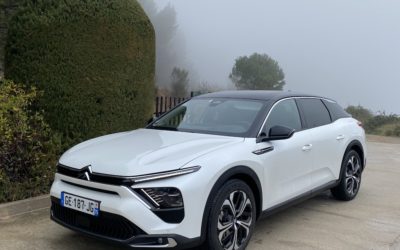 NOUVELLE CITROËN C5 X, UN CONCENTRE DE TECHNOLOGIE.