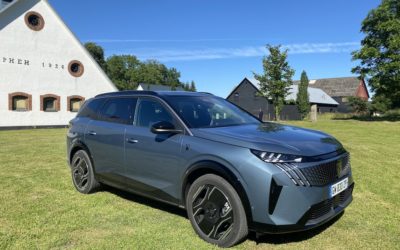 LE  NOUVEAU PEUGEOT E-5008, UNE REFERENCE DANS SA CATEGORIE