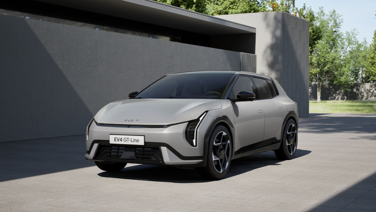 KIA DEVOILE SON NOUVEAU MODELE EV4