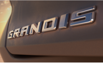 MITSUBISHI DEVOILE SON NOUVEAU SUV COMPACT « GRANDIS »