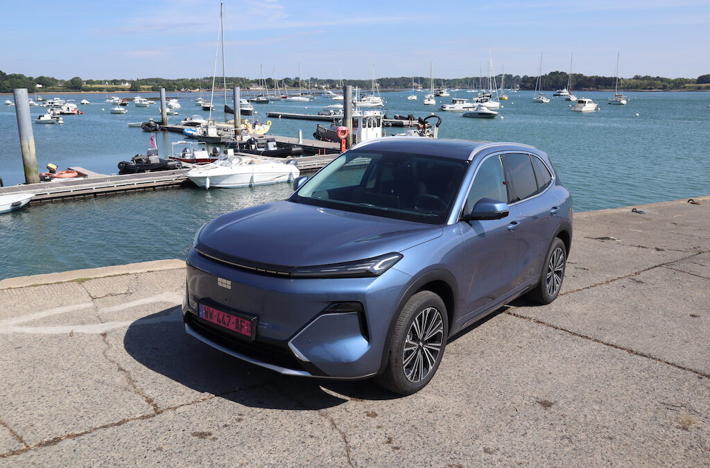 GEELY Starray EM-i PHEV et GEELY  E5 : FAIRE DU PREMIUM LA NOUVELLE NORME.